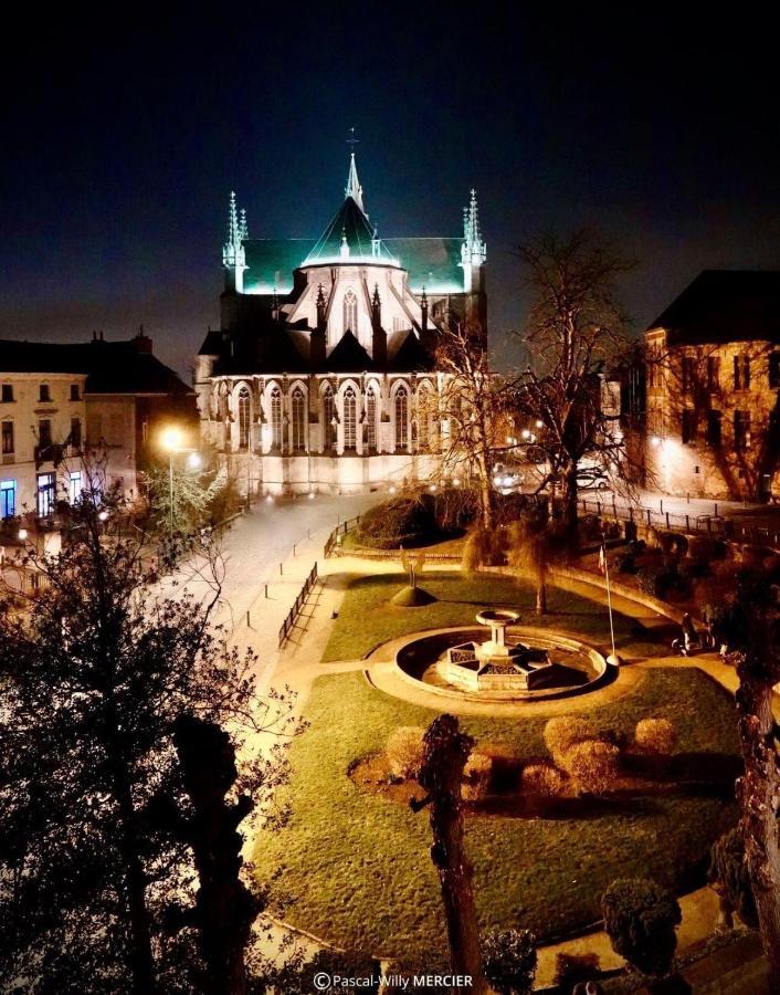 Luxury Apartment Mons City Center Zewnętrze zdjęcie